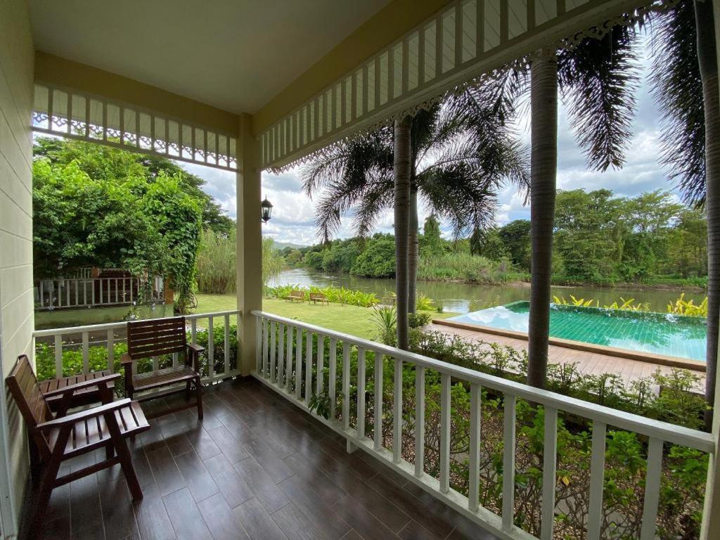 Ruen Maihom Riverside Cottage Kanchanaburi Exterior foto