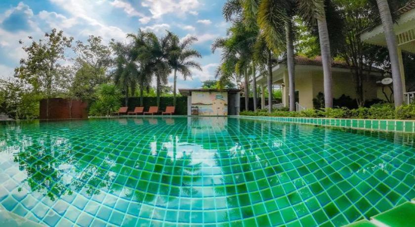 Ruen Maihom Riverside Cottage Kanchanaburi Exterior foto